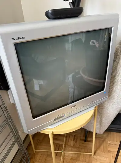 RCA TruFlat TV - Retro , View more