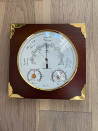 Vintage Weather Station in Great Condition
