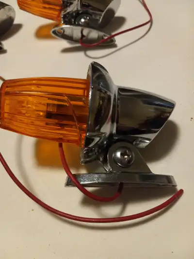 Cab lights made by International in the 80s. Very rare . I did see some for sale on E-Bay in the USA...