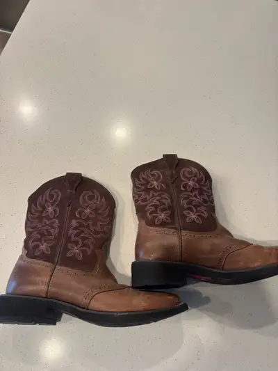 Ariat cow girl boots, View more