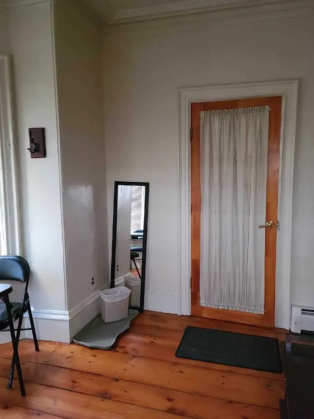 Large furnished room in house-Read description in Room Rentals & Roommates in Annapolis Valley - Image 10