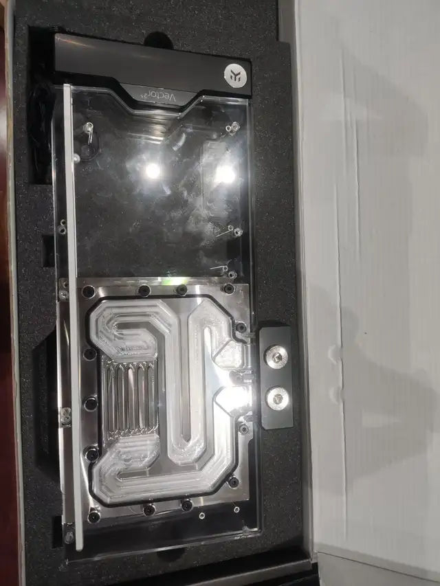 EK-Quantum Vector² FTW3 RTX 3080/90 D-RGB -W/ ABP62863256823939121