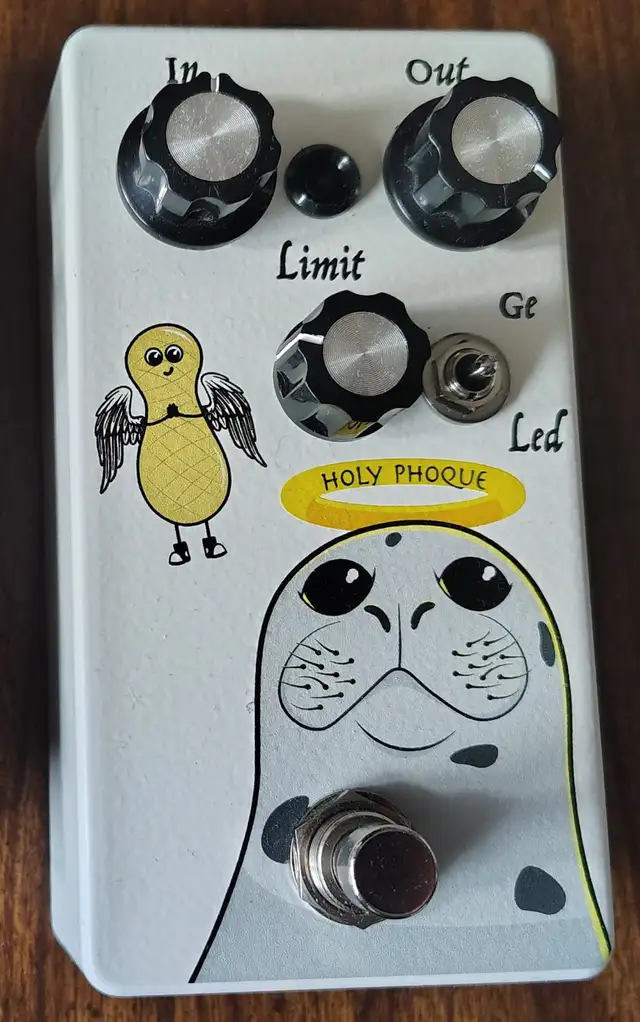 Fuzz, Octave, Filter, Noise, Ring Modulation Pedals in Amps & Pedals in Ottawa - Image 8