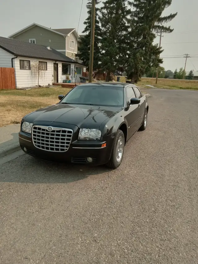 2005 Chrysler 300 low kms