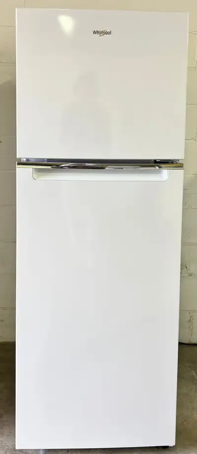 SALE! Apartment Size Refrigerator “WHIRLPOOL” H65/W24/D28, View more
