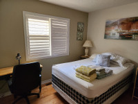 Private room in Wintercreek Crescent, Markham! For females only!