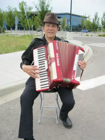 LIVE MUSIC, ACCORDIONIST for ITALIAN RESTAURANT, View more