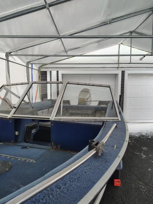 Bateau de pêche 16 pieds avec 50CV in Powerboats & Motorboats in Lévis - Image 3