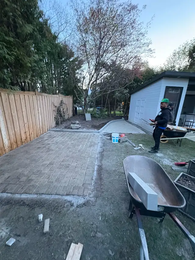 Greg-Junk removal448300716005140482