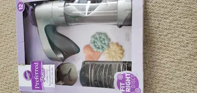 Wilton 12 pc cookie set, View more