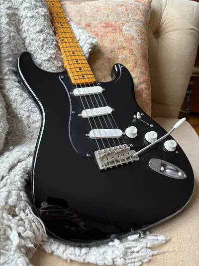 1994 Fender Japan 54 reissue Strat, View more