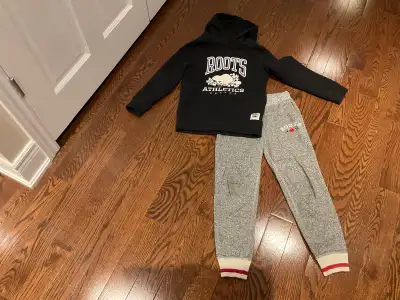 Kids ROOTS HOODIE AND SWEAT PANTS 7-8 YEARS , View more