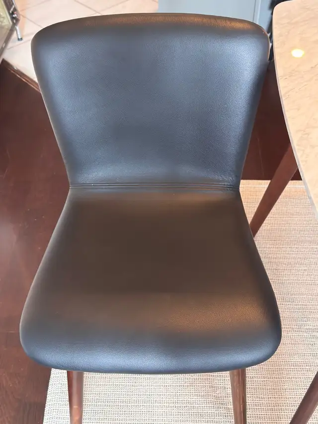 Sede Leather Dining Chairs - Walnut and Black in Chairs & Recliners in City of Toronto - Image 4