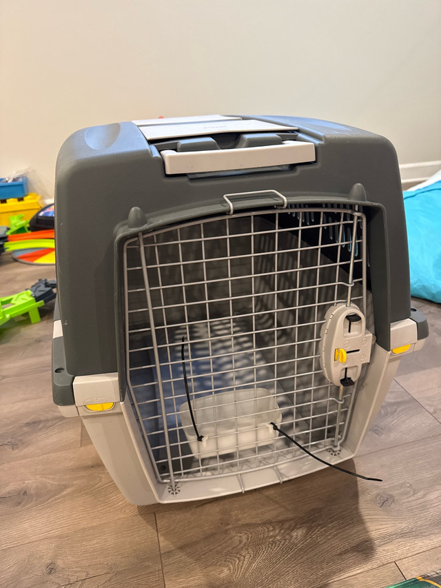 Dog crate in Accessories in Ottawa - Image 2