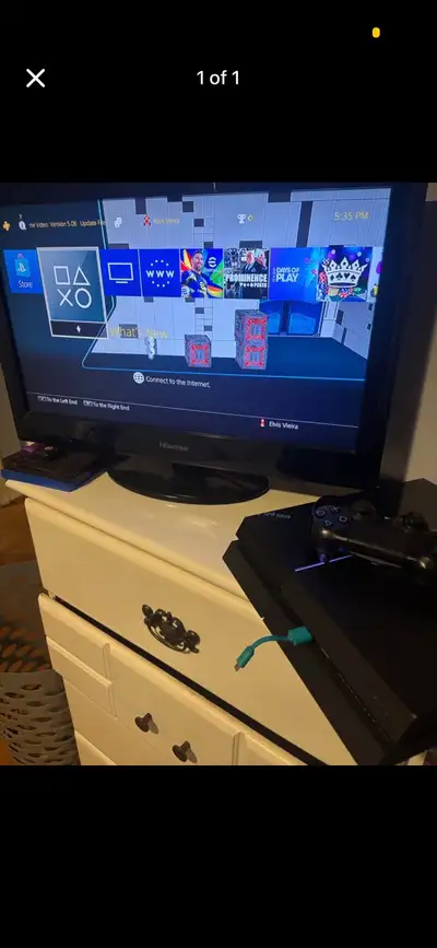 ps4 comes with One controller , View more