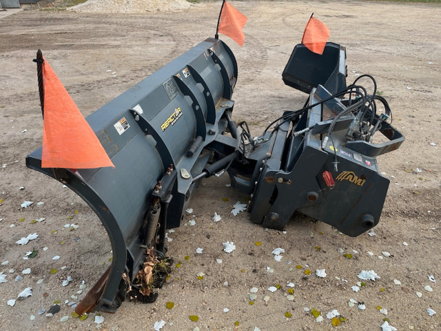 AMI 12' Angle Wheel Loader Snow Blade and Wing For Sale in Heavy Equipment Parts & Accessories in Saskatoon - Image 3