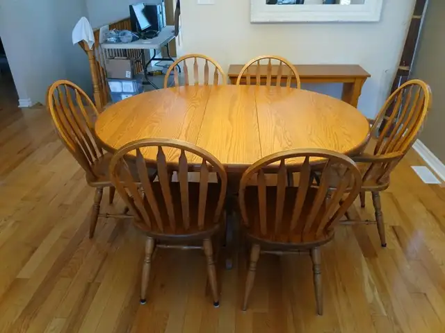 Dining Room Set in Dining Tables & Sets in Barrie - Image 4