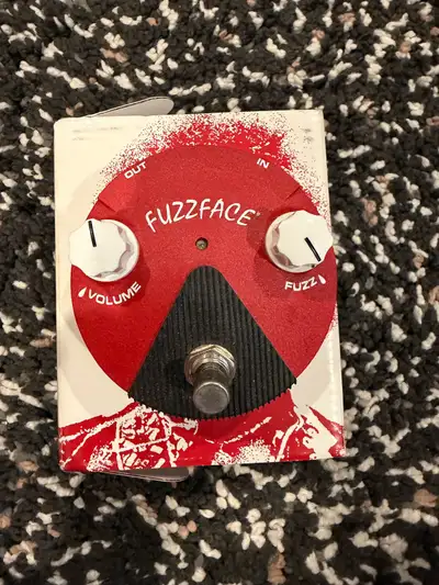 Dunlop Jimi Hendrix Band of Gypsy’s Fuzz Face Mini, View more