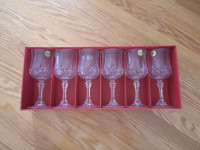 Crystal D'Arques 6 champagne crystal glasses, New in box