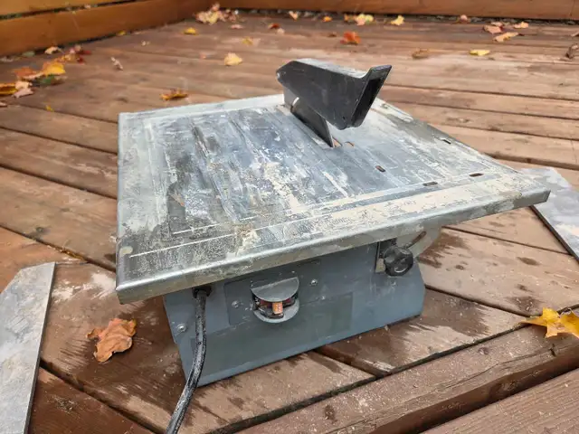 Scie pour céramique portative King Canada | Power Tools | Granby | Free ...