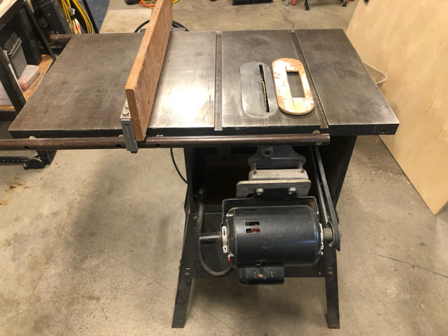 Rockwell/Beaver 10” Table Saw in Power Tools in Strathcona County - Image 2