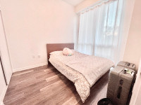 MASTER BRM WITH PRIVATE BATH, Fairview/Don Mills Station, FEMALE