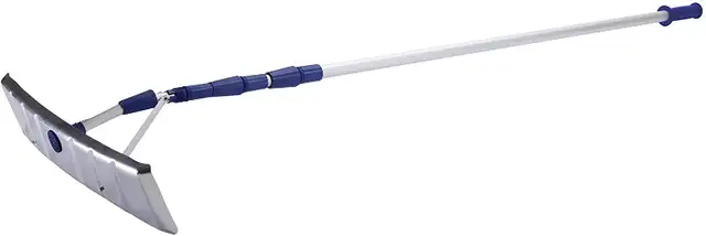 Snow Joe 21-ft Twist-N-Lock Telescoping Snow Shovel Roof Rake in Outdoor Tools & Storage in Burnaby/New Westminster - Image 3