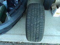 (1) 215/55R17 Motomaster Winter Tire