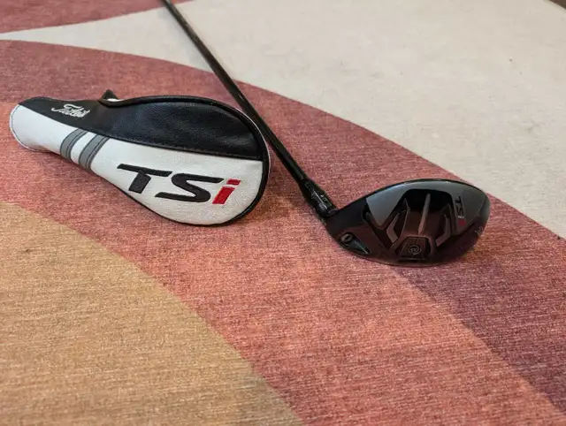 Titleist tsi2 hybrid 21° in Golf in Kitchener / Waterloo - Image 2