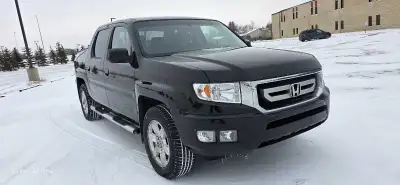 Super immaculate 2011 honda RIDGELINE VP 4WD 4X4 - only 174 kilometers - powerful 3.5 litre dohc nat...
