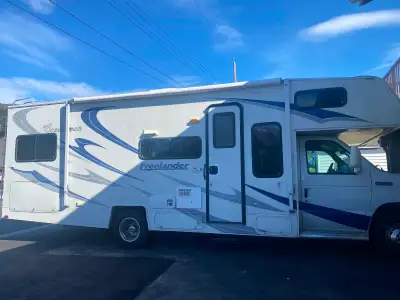 Can’t drive anymore so selling my unit. 2006 Coachman motorhome with slide out, in excellent conditi...