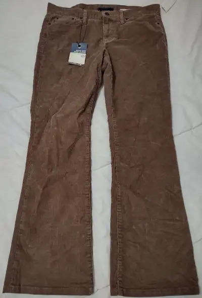 Gap Women's Corduroy Pants. Size 8 - 12. Ad 3 of 3., View more