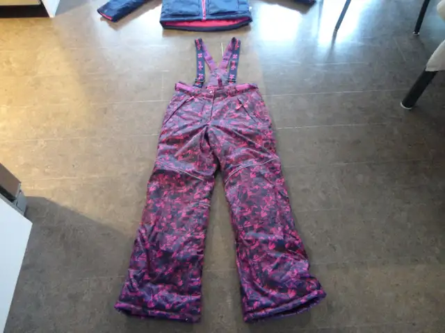 New XMTN kids snow suit size 14 in Kids & Youth in Sudbury - Image 4
