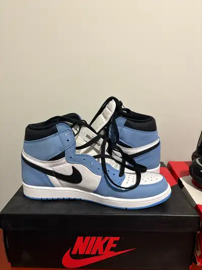 ** Jordan 1 high University size 10.5 **, View more