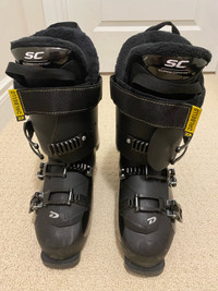Dalbello Jakk ski boots