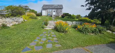 Cedar Cottage - close to Halifax and Crystal Crescent Beach