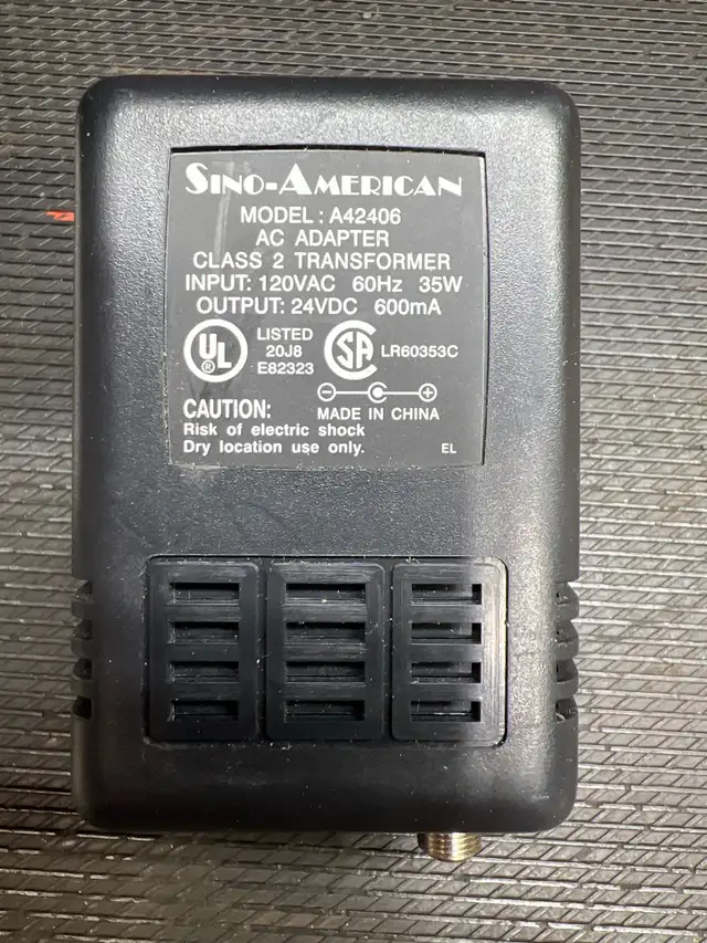  Satellite TV equipment in Video & TV Accessories in Saint John - Image 5