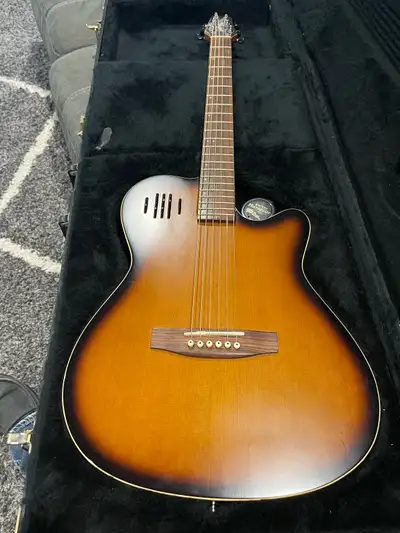 Godin A6 sunburst, View more