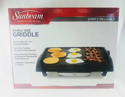 Designed with all the features you need to cook with ease. Selling this Family Size Griddle. Never b...