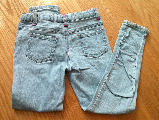 Jeans «BLU» 5 ans / fillette dans Vêtements - 5T  à Longueuil/Rive Sud - Image 3