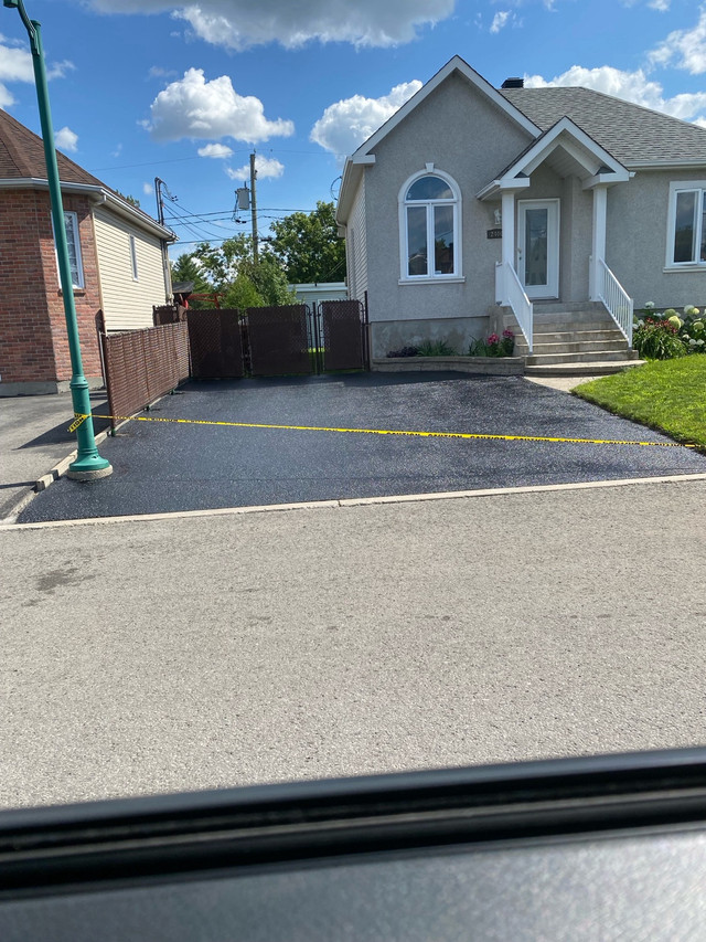 Protéger votre entrée d’asphalte  dans Ménage et entretien  à Laval/Rive Nord - Image 4