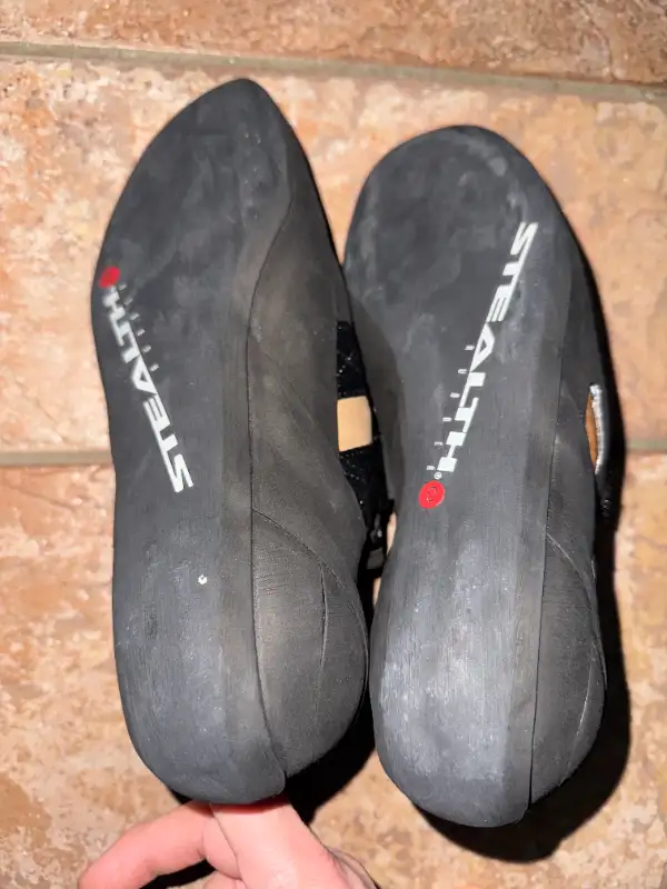 Five Ten Climbing Shoes NIAD VCS in Other in Ottawa - Image 4