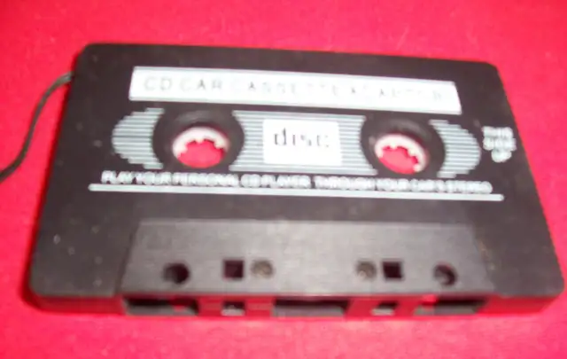 CAR CASSETTE ADAPTER COMPACT DISC DIGITAL AUDIO in General Electronics in Winnipeg - Image 5