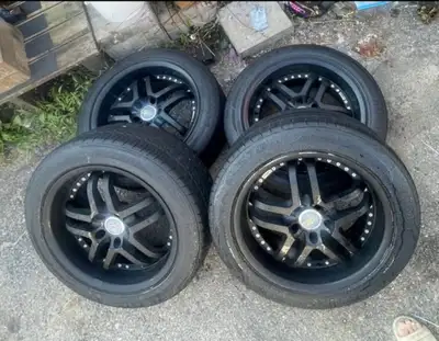 I have a set of 18inch wheels mounted on my 2007 ford mustang v8 Tires 255 50 18 no good Rims 18x8.5...