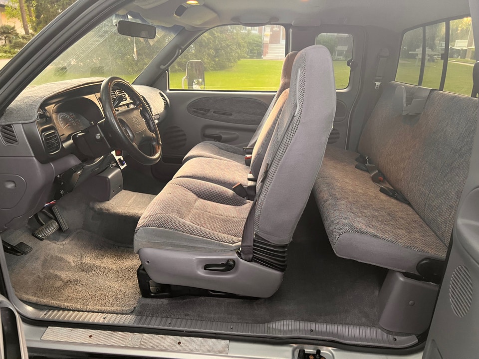 Dodge Ram 3500 1998 photo 3
