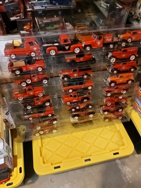 Diecast Cars & Trucks 1:24 th Scale Canadian Tire | Toys & Games | Hamilton  | Kijiji
