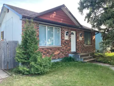 2 BR 2 bath home for rent St Vital