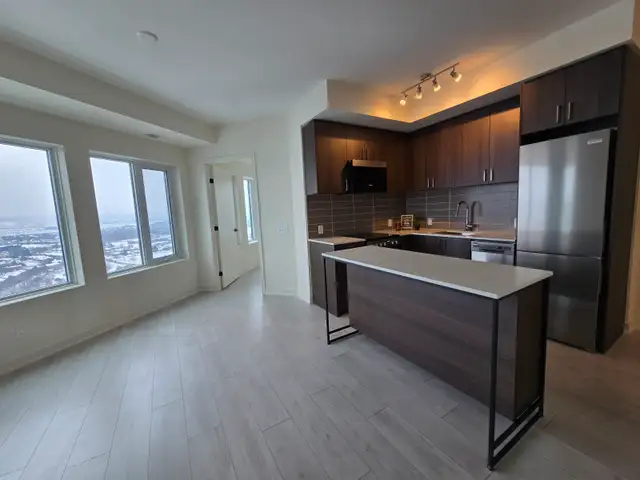 Milton 2bdrm 2bath condo for Lease in Long Term Rentals in Oakville / Halton Region - Image 4