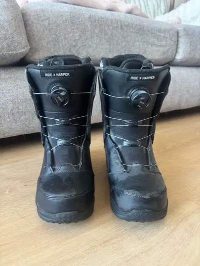 BOA dial Women’s size 8.5 RIDE Snowboard Boots , View more