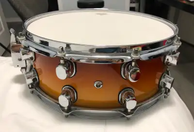 10-lug sunburst snare drum, View more